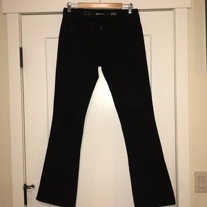 Levi’s Women’s Black Jeans Like  New